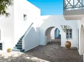 SANTORINI KASTELLI RESORT