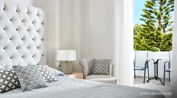 Santorini Palace