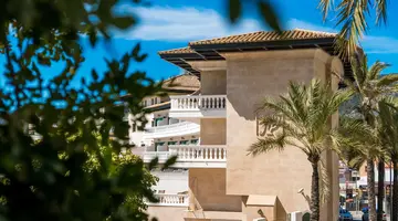 Santos Nixe Palace
