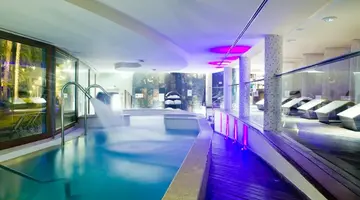 Santos Nixe Palace