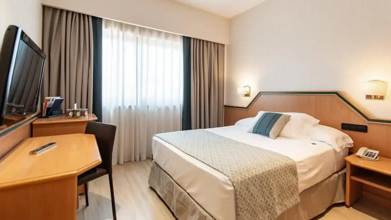 SANTOS PRAGA