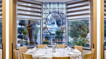 Saphir Hotel & Villa