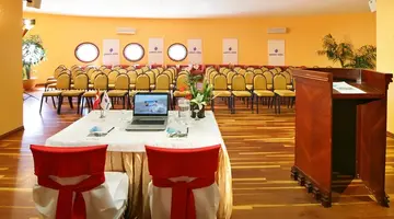 SAPHIR HOTEL & VILLAS