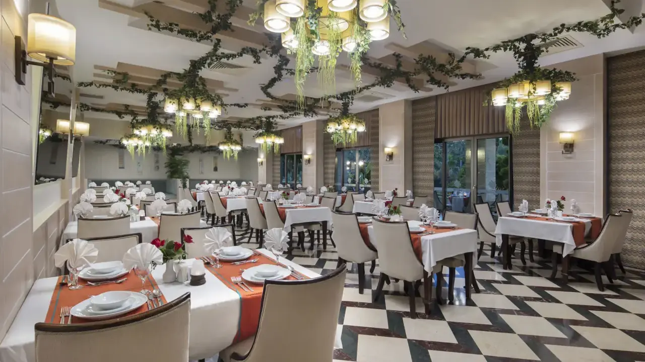 SAPHIR HOTEL & VILLAS