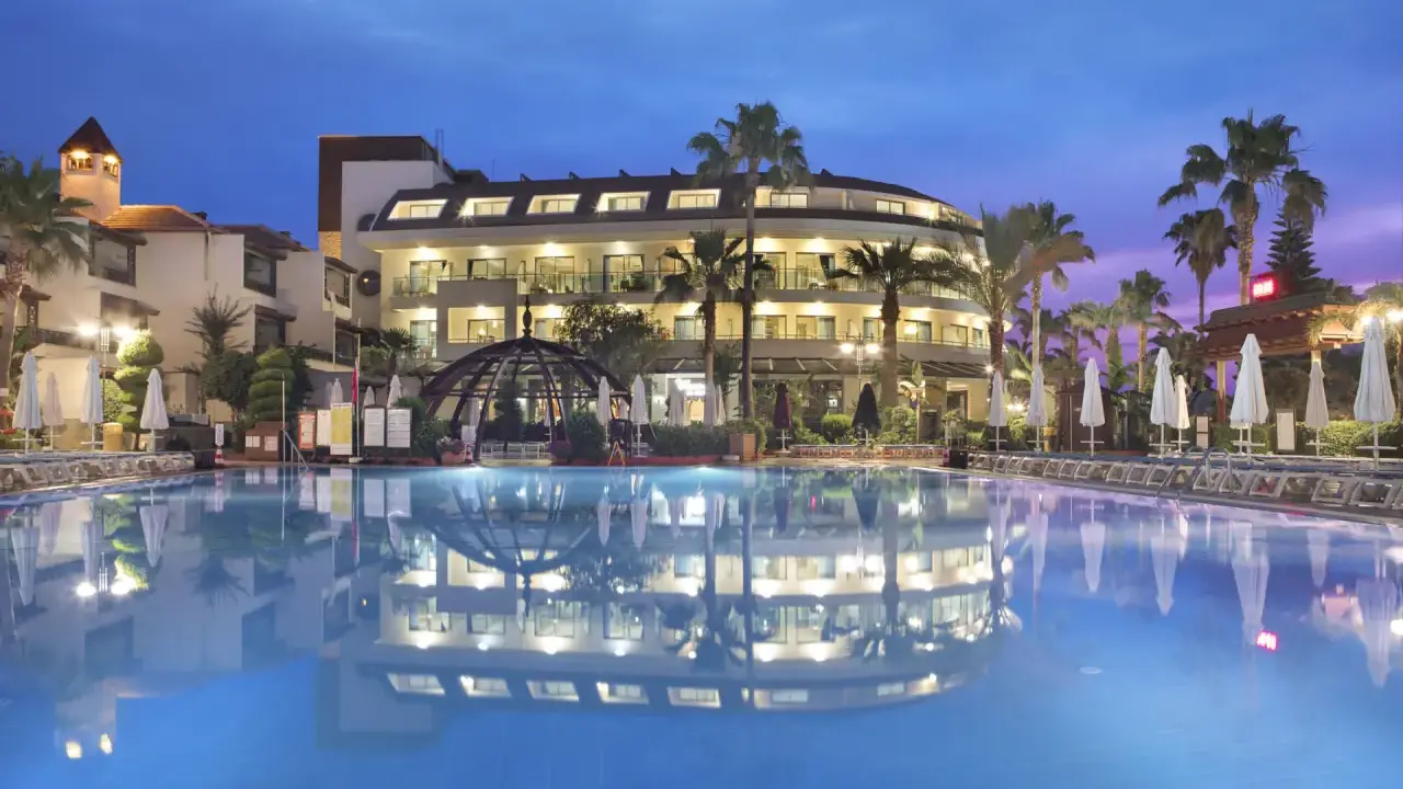 SAPHIR HOTEL & VILLAS