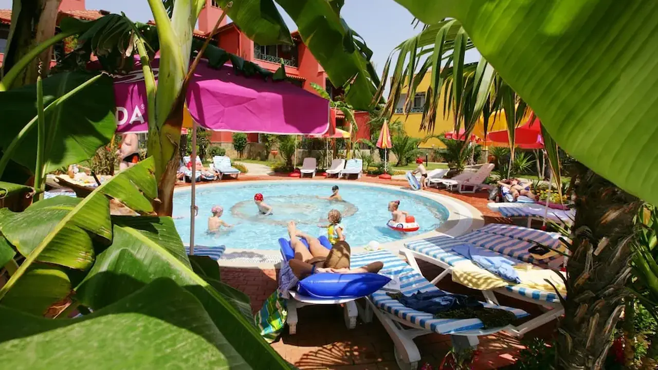 Saphir Hotel & Villas