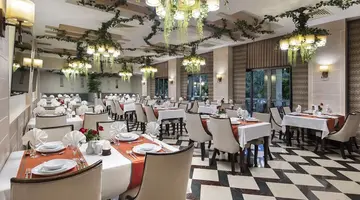 SAPHIR HOTEL & VILLAS