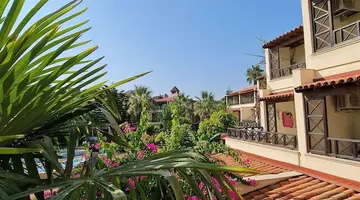 Saphir Hotel & Villas