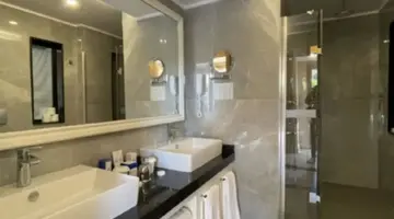 SAPHIR HOTEL & VILLAS