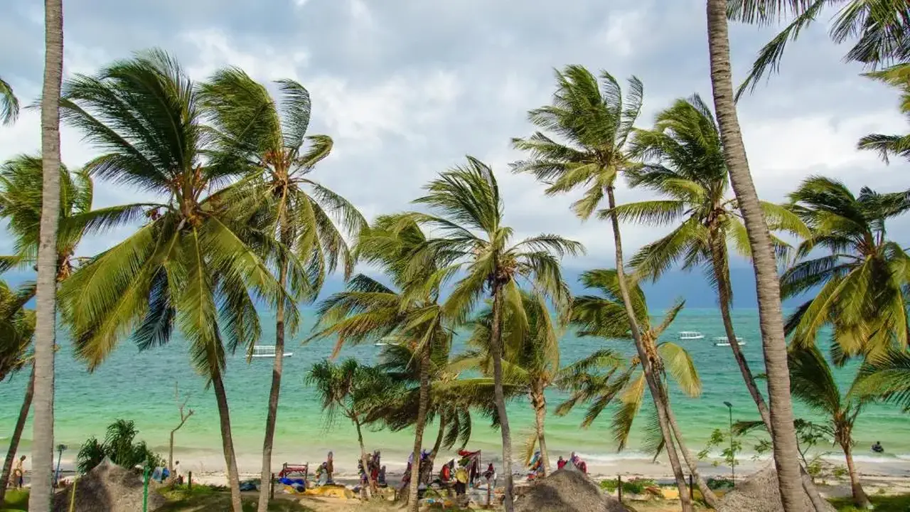 Sarova Whitesands Beach Resort & Spa 4