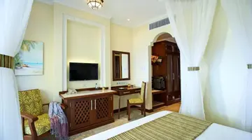 Sarova Whitesands Beach Resort & Spa 4