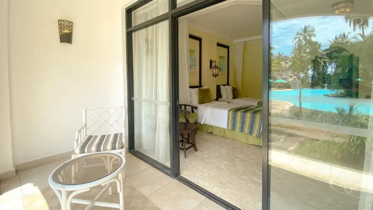 Sarova Whitesands Beach Resort & Spa 4