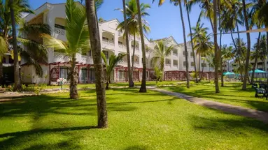 Sarova Whitesands Beach Resort & Spa 4