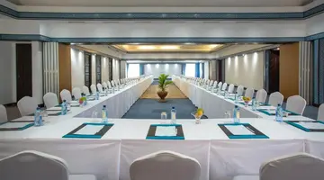 Sarova Whitesands Beach Resort & Spa 4