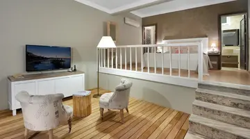 Sarpedor Boutique Hotel
