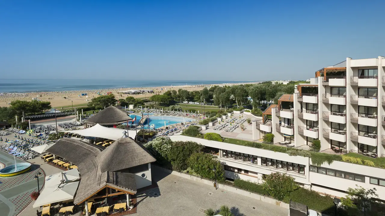 Savoy Beach Hotel & Thermal Spa