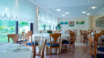 Savoy Beach Hotel & Thermal SPA