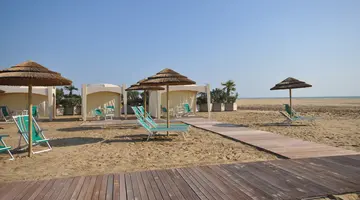Savoy Beach Hotel & Thermal Spa
