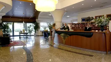 Savoy Beach Hotel & Thermal Spa