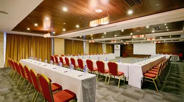 SAVOY RESORT & SPA