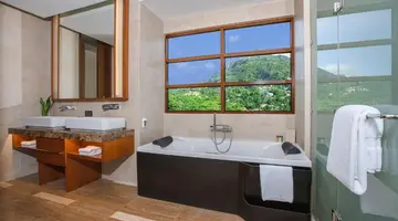SAVOY RESORT & SPA