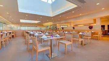 SBH Monica Beach Resort