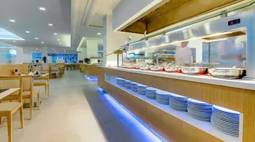 SBH Monica Beach Resort
