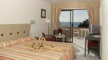 SBH Taro Beach