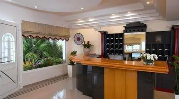 Scala Hotel and Apartments