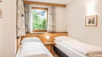 Scherlin Apartments