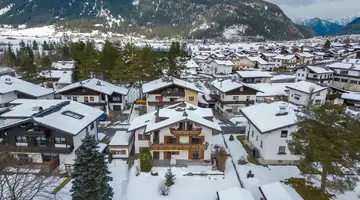 Schneehaus Chalet & Lodge