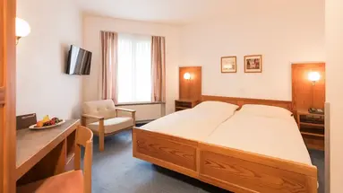 Schweizerhof a Faern Col