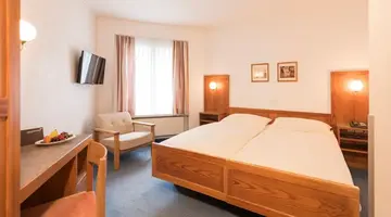 Schweizerhof a Faern Col