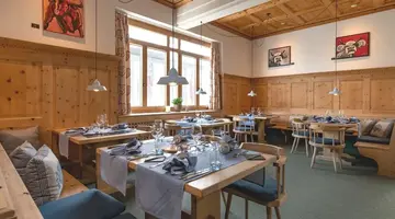 Schweizerhof a Faern Col