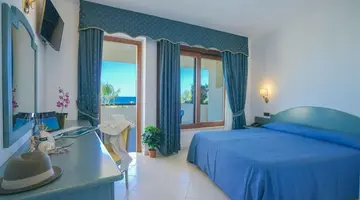 SCOGLIO DEL LEONE HOTEL