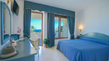 SCOGLIO DEL LEONE HOTEL