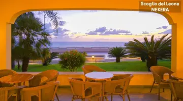 SCOGLIO DEL LEONE HOTEL