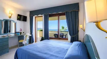 SCOGLIO DEL LEONE HOTEL