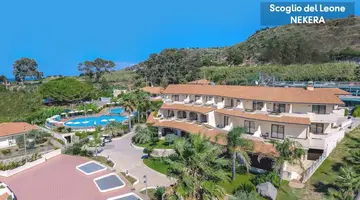SCOGLIO DEL LEONE HOTEL