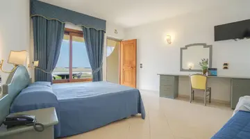 SCOGLIO DEL LEONE HOTEL