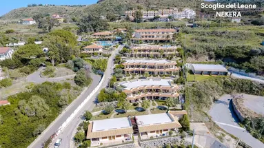 SCOGLIO DEL LEONE HOTEL