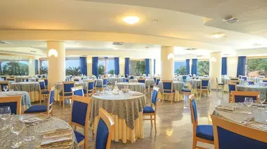 SCOGLIO DEL LEONE HOTEL