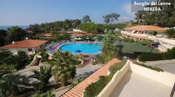 SCOGLIO DEL LEONE HOTEL