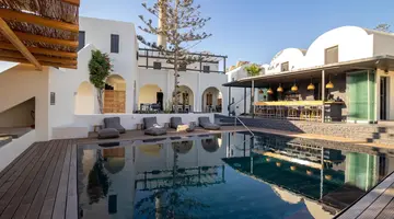 Scorpios Beach Hotel