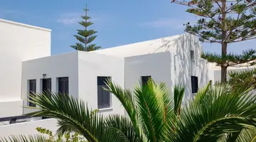 Scorpios Beach Hotel