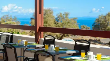 Scorpios Beach Hotel