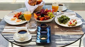 Sea Breeze Santorini Beach Resort Curio