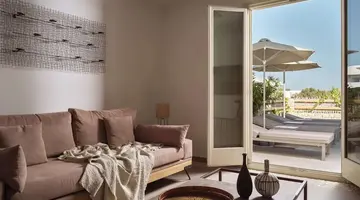 Sea Breeze Santorini Beach Resort Curio