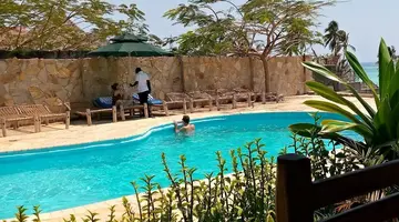 Sea Crest Hotel