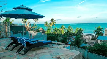 Sea Crest Hotel
